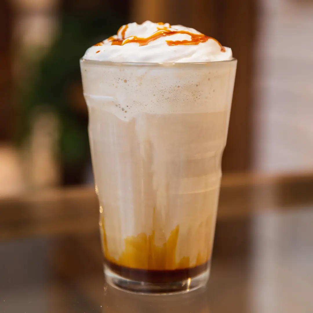 Bebidas Nespresso com Sorvete - Afogatto de Doce de Leite com Chantilly